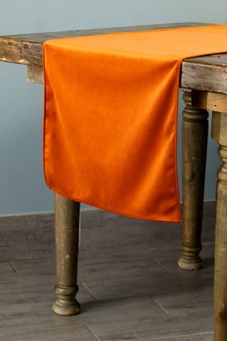 Velvet Velvet Spice table runner